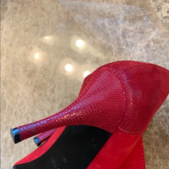 Nine West red color shoes. - Picture 7 of 7
